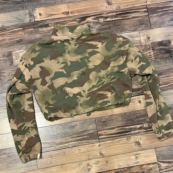ADIDAS Womens Cropped Camouflage Quarter-Zip Pullover - Picture 5 of 5